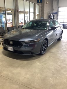 New 2025 Honda Accord SE