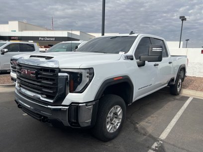 Used 2024 GMC Sierra 2500 Pro w/ Convenience Package