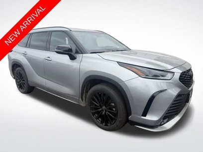 Used 2024 Toyota Highlander XSE