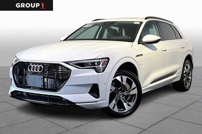 Certified 2022 Audi e-tron Premium w/ Convenience Plus Package