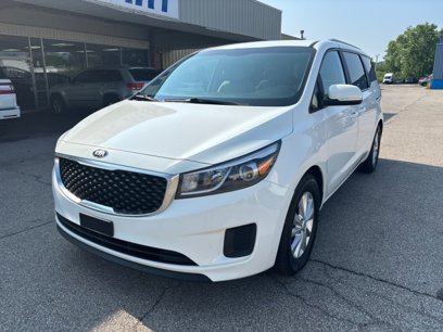 Used 2016 Kia Sedona LX w/ LX Convenience Package
