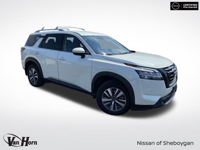 Certified 2023 Nissan Pathfinder SL w/ Lighting Package (N92)