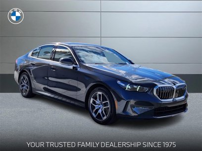 New 2024 BMW i5 eDrive40i w/ Convenience Package