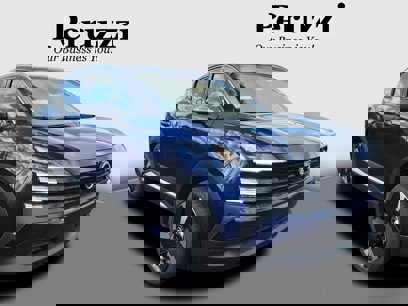 New 2025 Nissan Kicks SR