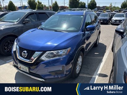 Used 2017 Nissan Rogue SV