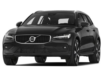 New 2025 Volvo V60 B5 Cross Country Plus w/ Protection Package Premier