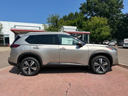 New 2025 Nissan Rogue SL w/ Tech Package