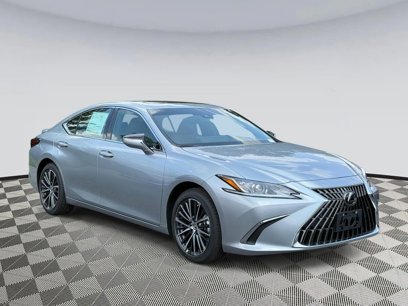 New 2025 Lexus ES 300h w/ Premium Package