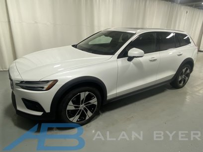 Used 2024 Volvo V60 B5 Cross Country Plus