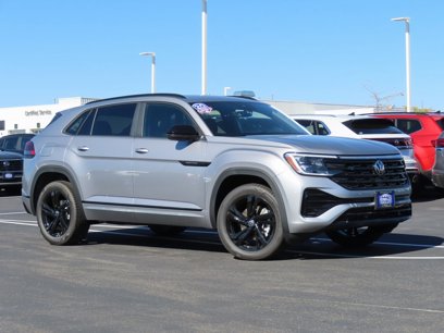 New 2025 Volkswagen Atlas Cross Sport SEL R-Line