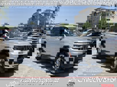 Used 2022 Jeep Grand Cherokee L Laredo w/ Luxury Tech Group I