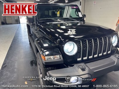 Used 2022 Jeep Gladiator Overland w/ Popular Equipment Package