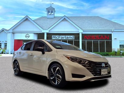New 2025 Nissan Versa SR w/ Trunk Package
