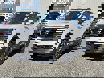 New 2025 Nissan Kicks SV