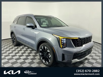 Certified 2025 Kia Sorento EX w/ Panoramic Sunroof Package