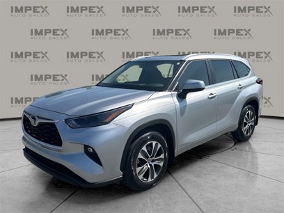 Used 2023 Toyota Highlander XLE