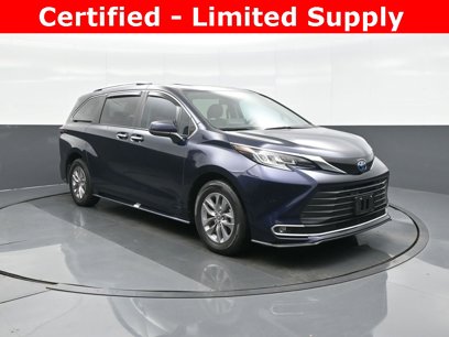 Certified 2023 Toyota Sienna XLE