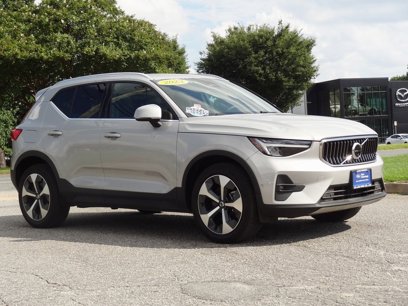 Used 2023 Volvo XC40 B5 Plus w/ Driver Assist Package