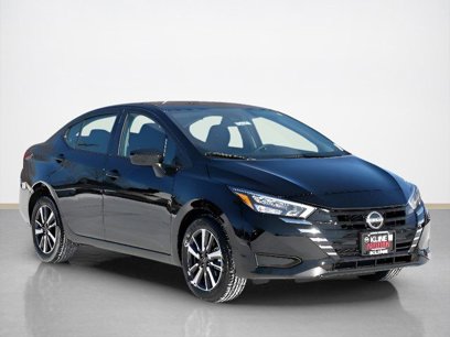 New 2025 Nissan Versa SV w/ Trunk Package