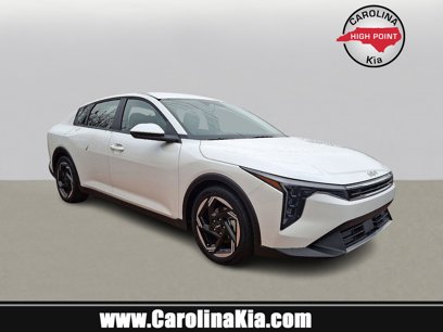 New 2025 Kia K4 EX