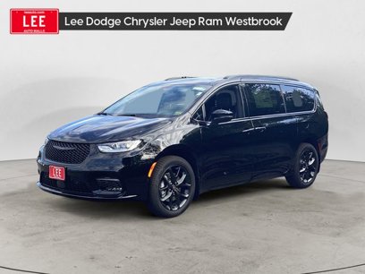 New 2026 Chrysler Pacifica Limited