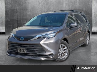 Used 2022 Toyota Sienna LE
