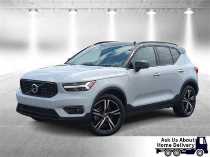 Used 2022 Volvo XC40 T5 R-Design
