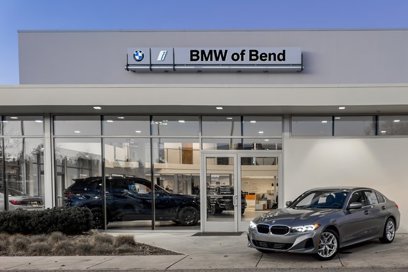 New 2025 BMW 330i xDrive Sedan w/ Premium Package