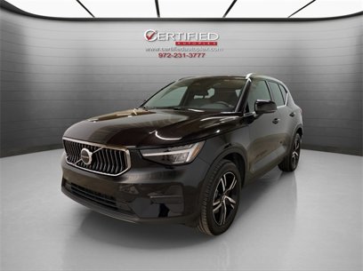Used 2025 Volvo XC40 B5 Core