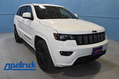 Used 2019 Jeep Grand Cherokee Altitude