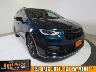 New 2025 Chrysler Pacifica Limited