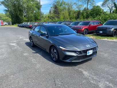 New 2025 Hyundai Elantra Sport
