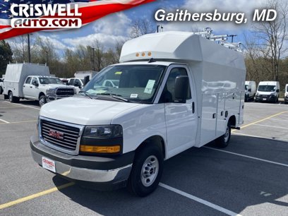 New 2024 GMC Savana 3500 w/ Power Convenience Package