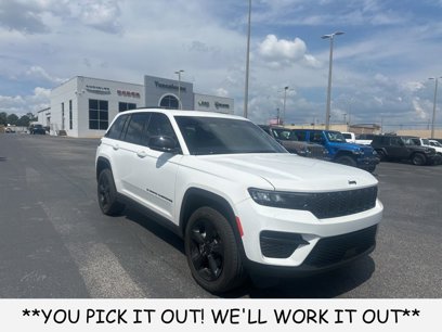 Used 2023 Jeep Grand Cherokee Altitude
