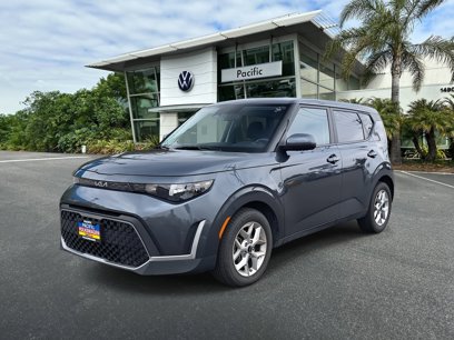 Used 2023 Kia Soul LX w/ Option Group 015