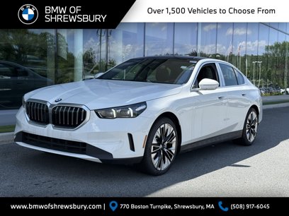 New 2025 BMW 530i xDrive w/ Premium Package