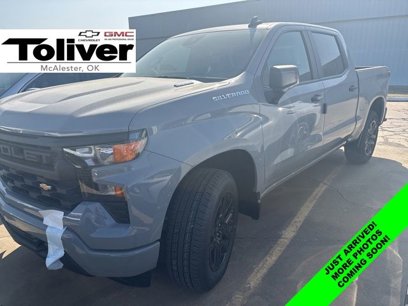 New 2025 Chevrolet Silverado 1500 Custom w/ LPO, Dark Essentials Package