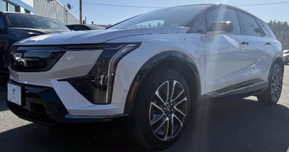New 2025 Cadillac Optiq Sport 2 w/ LPO, Floor Liner Package