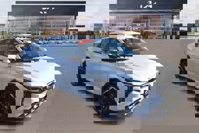 New 2025 Kia K4 EX