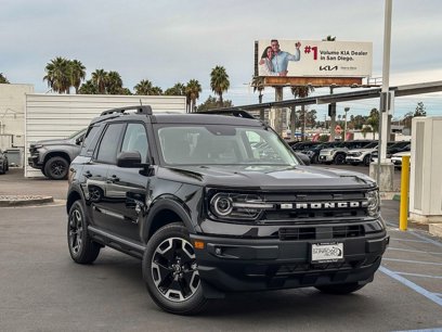 New 2024 Ford Bronco Sport Outer Banks w/ Tech Package