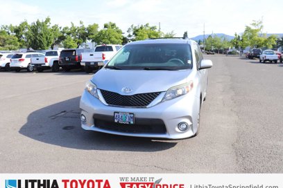 Used 2012 Toyota Sienna SE