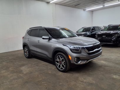 Used 2022 Kia Seltos SX w/ Sunroof Package