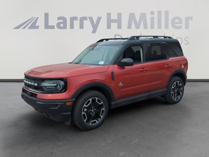 New 2024 Ford Bronco Sport Outer Banks w/ Tech Package