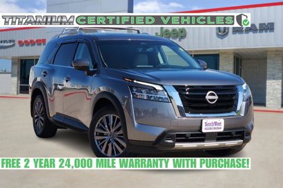 Used 2023 Nissan Pathfinder SL w/ SL Premium Package