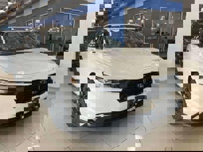 New 2025 Honda Accord SE