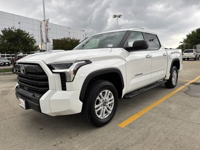 Certified 2025 Toyota Tundra SR5