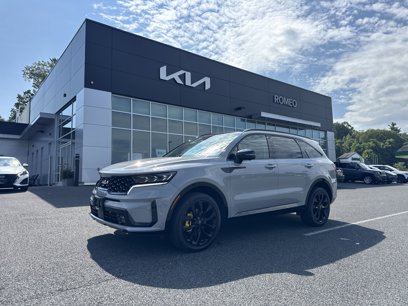 Used 2023 Kia Sorento SX