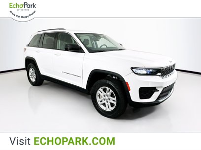 Used 2023 Jeep Grand Cherokee Laredo w/ Luxury Tech Group I