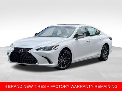 Used 2022 Lexus ES 300h w/ Premium Package