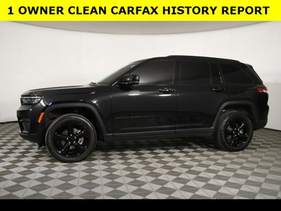 Used 2023 Jeep Grand Cherokee Altitude
